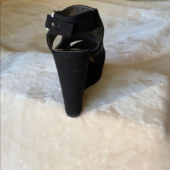 Carlos Santana Blank Suede Wedges size 7 - Picture 5 of 16